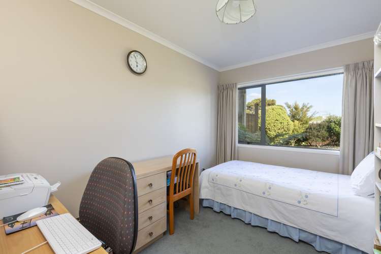 5 Athol Place Algies Bay_15