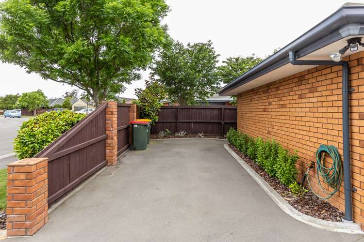 12 Monet Vale Rolleston_17