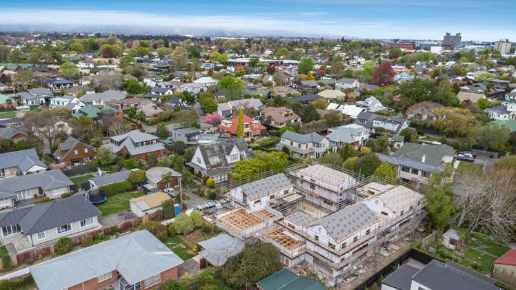 3 & 4/10 Woodford Terrace_3