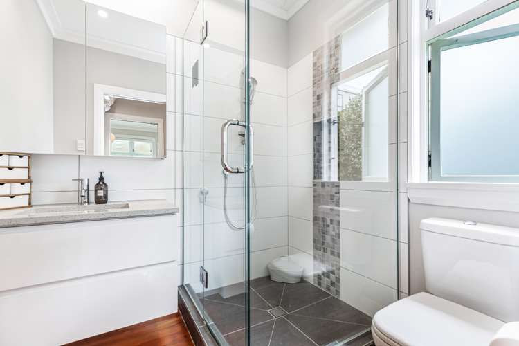 10 Sunderland Avenue Hobsonville_12