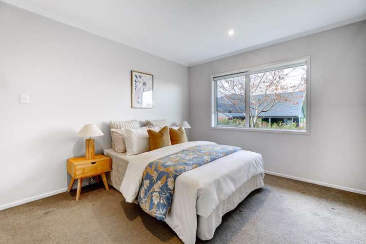 131 McRobbie Road Kingseat_23
