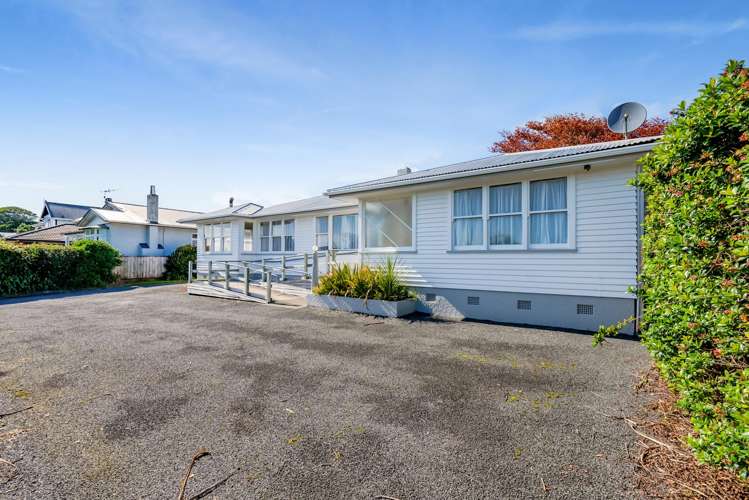 167 Powderham Street New Plymouth_6