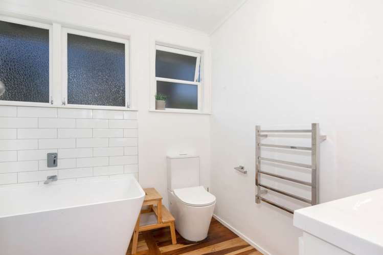 81 Dundale Avenue Blockhouse Bay_11