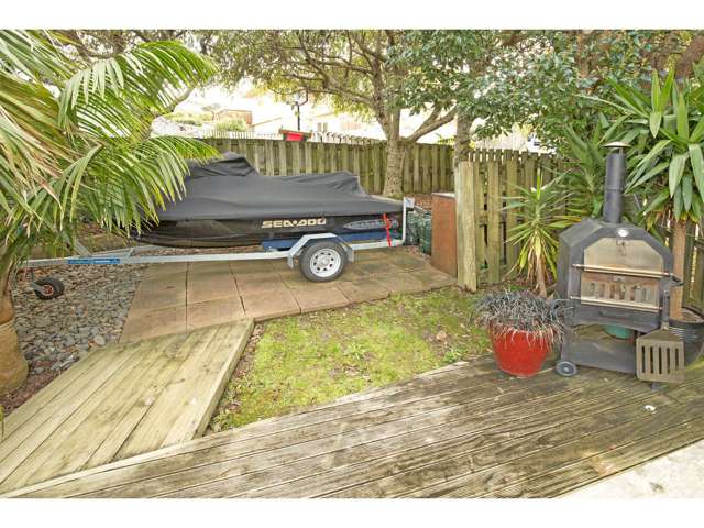 2/5 Mably Court Stanmore Bay_3