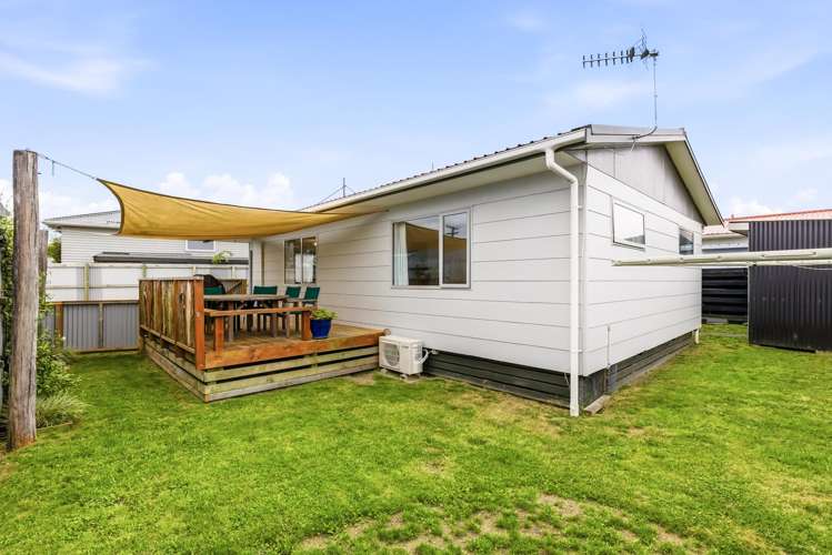 2/25 Matipo Street Taupo_11