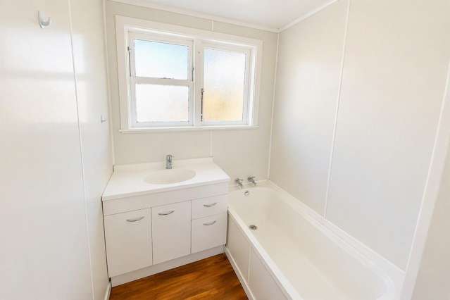 5 Slim Street 2738_3