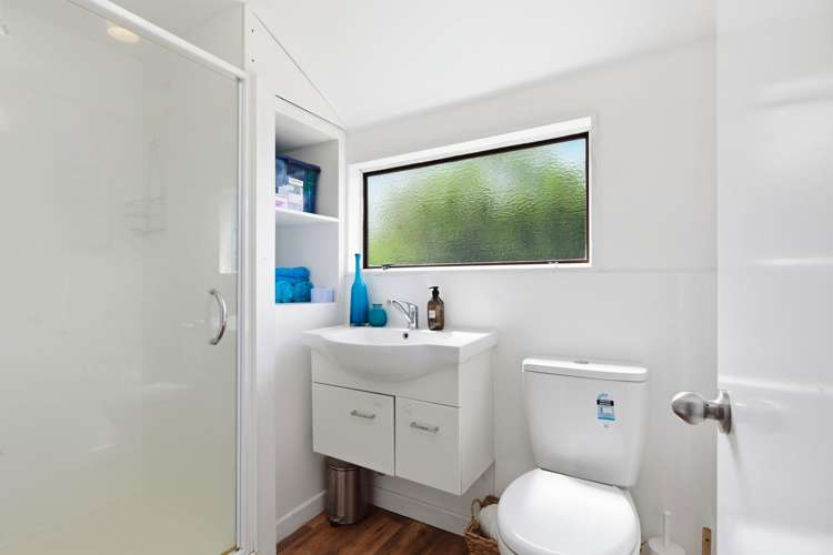 26 Sunrise Avenue Mt Maunganui_15