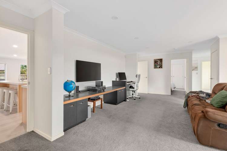 200 The Oaks Drive Cambridge_13