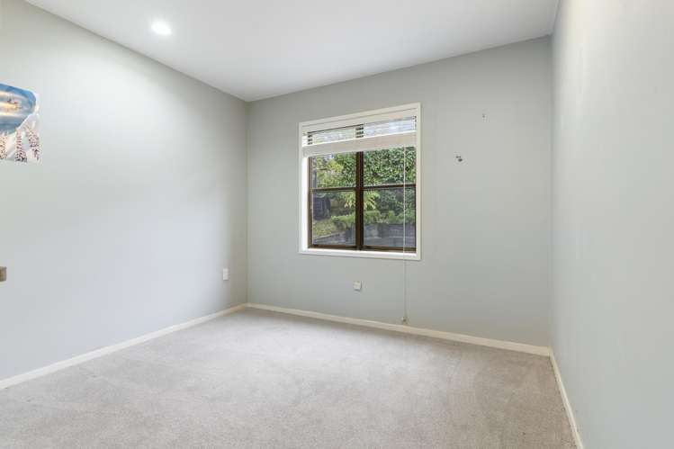 48 Richard Farrell Remuera_11