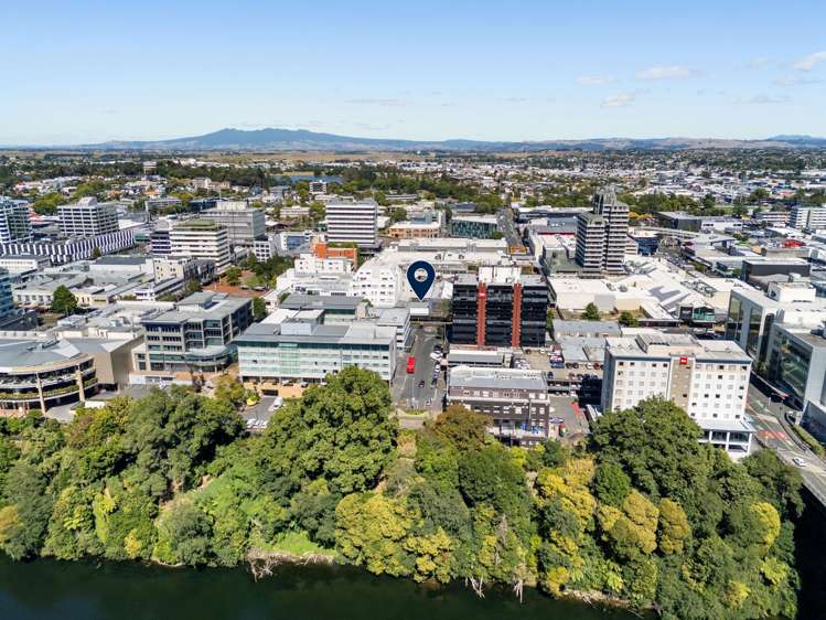 411-415 Victoria Street Hamilton Central_11