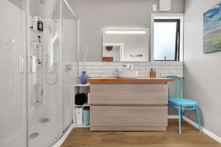 4 Willow Avenue Hannahs Bay_23