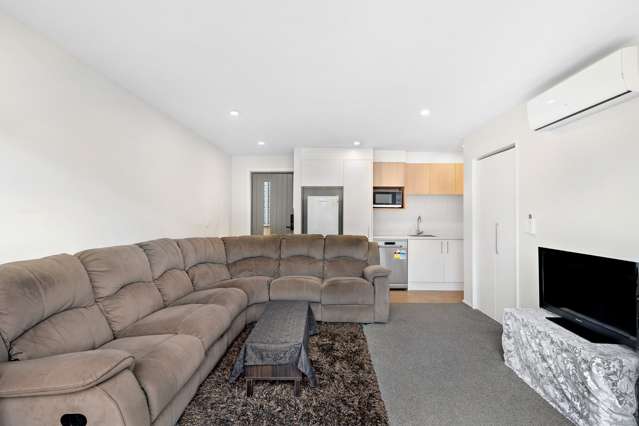 2/5 Taine Street Taita_3