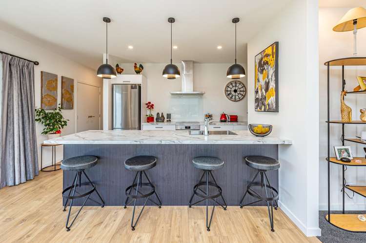 4 Simon Street Tawhero_13