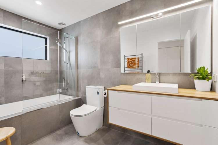 17 Langton Road Stanmore Bay_23