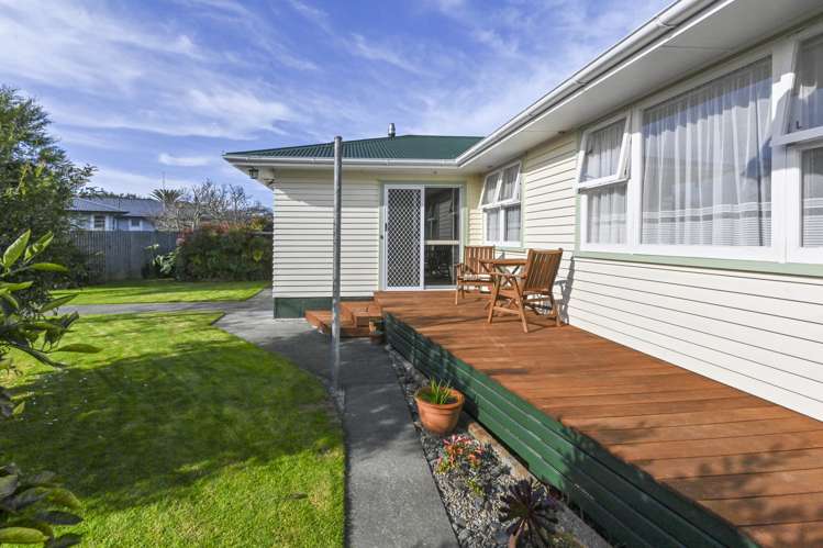 707 Collinge Road Mayfair_20