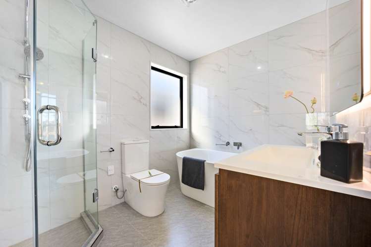 62 A,B,C Matipo Road Te Atatu Peninsula_14
