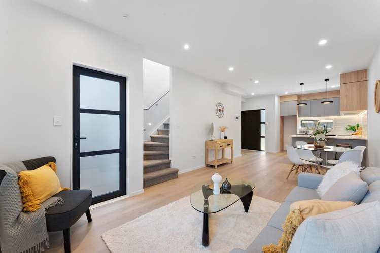 729B Massey Road Mangere_7