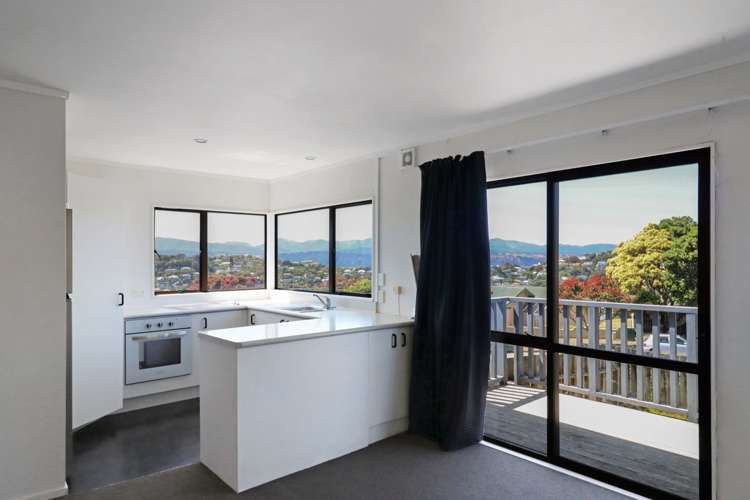 2 Kaikoura Street Maupuia_3