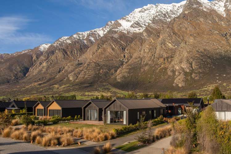 19 Glenfiddich Road Jacks Point_10