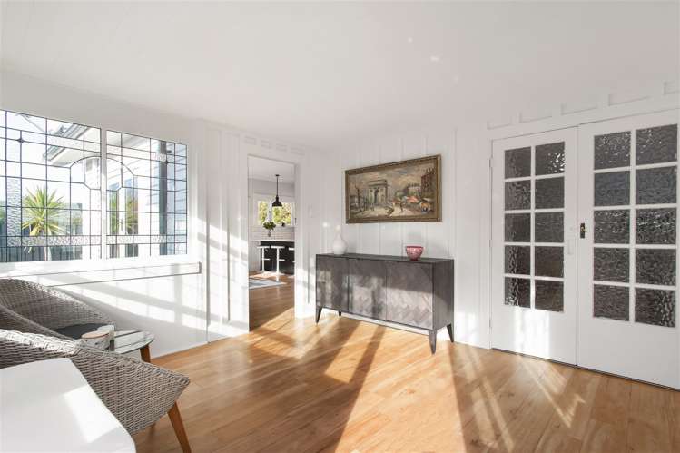 102 Idris Road Bryndwr_7