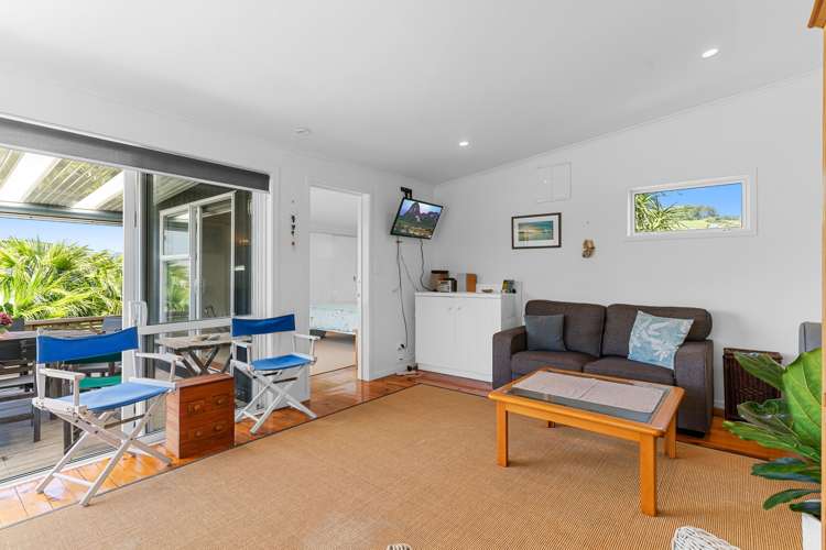 1196a Cove Road Langs Beach_8