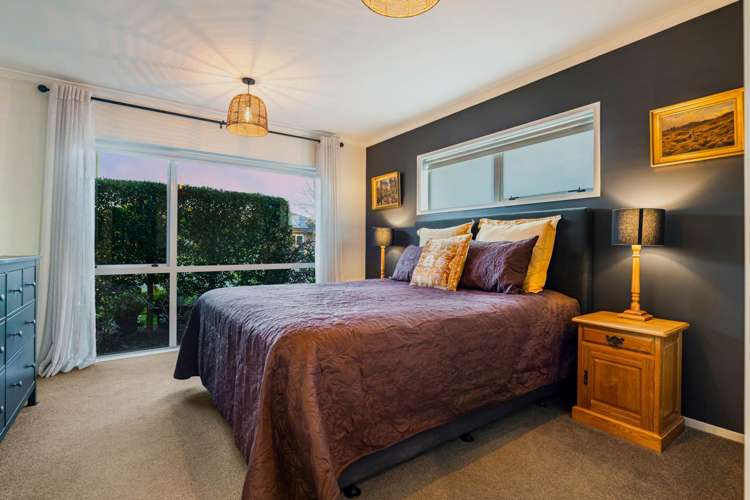 2 Mermaid Mews Red Beach_16