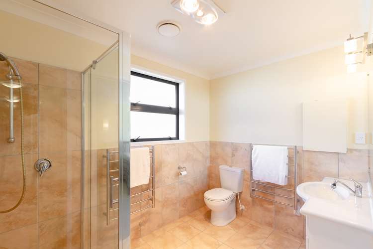 7 Pania Place Poraiti_12