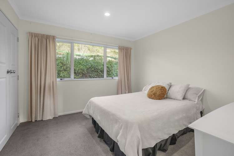 34 Pencarrow Crescent Wainuiomata_15