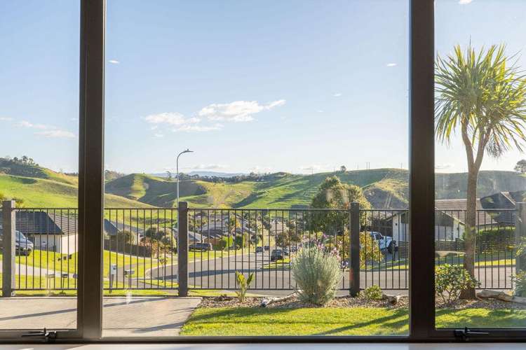 274 Ballintoy Park Drive Welcome Bay_18