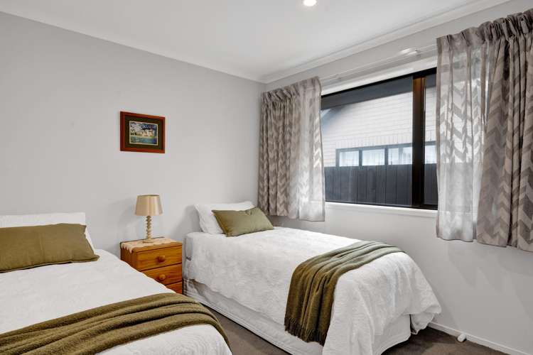 21 Erin Street Hawera_16