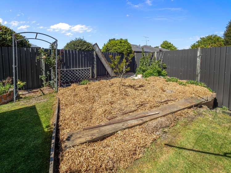 9 Falcon Drive Allenton_25