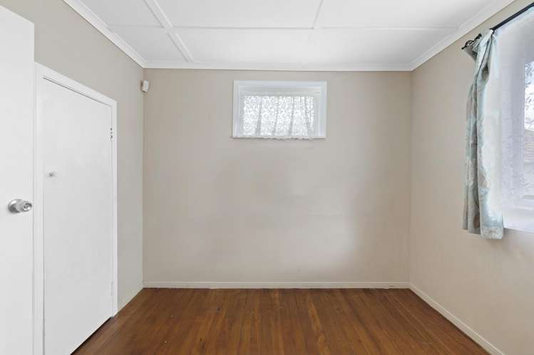 2 Armstrong Street Huntly_14