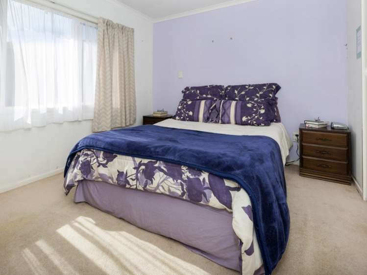 42 Robin Brooke Drive Flat Bush_5