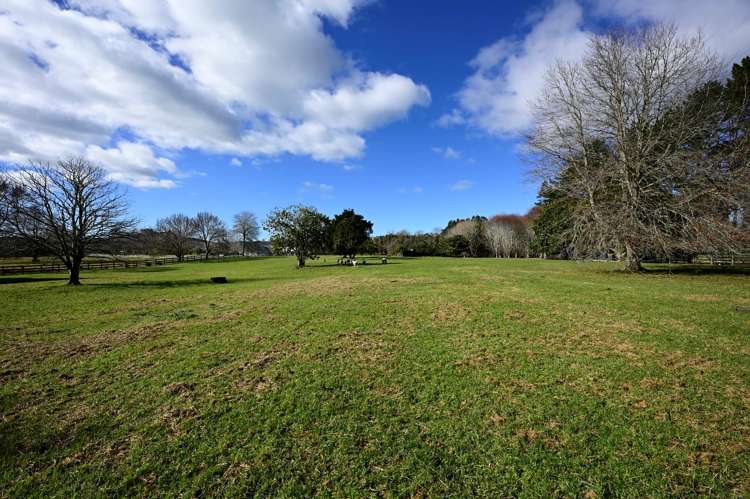 69 & 69a Croft Lane Coatesville_1