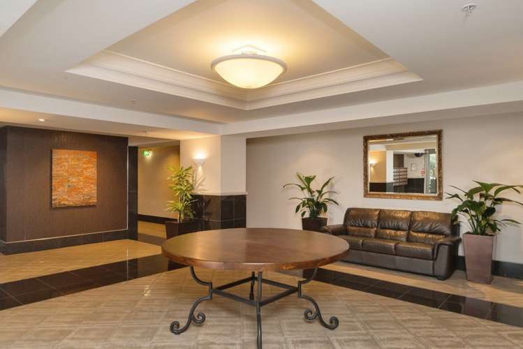 4bs/1 Emily Place Auckland Central_10