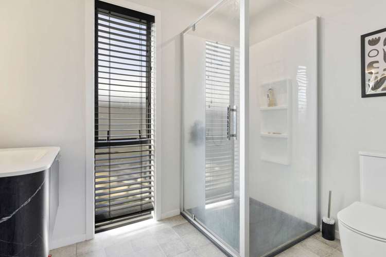 38 Wai Terrace Wharewaka_4