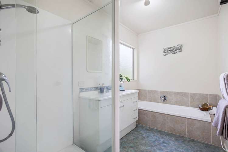 2/52 Roberts Road Glenfield_16