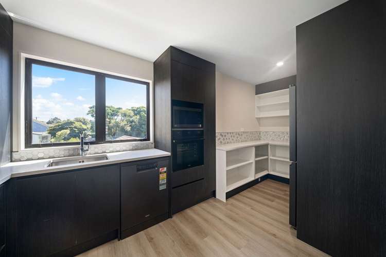 8/2 Nikau Street New Lynn_6