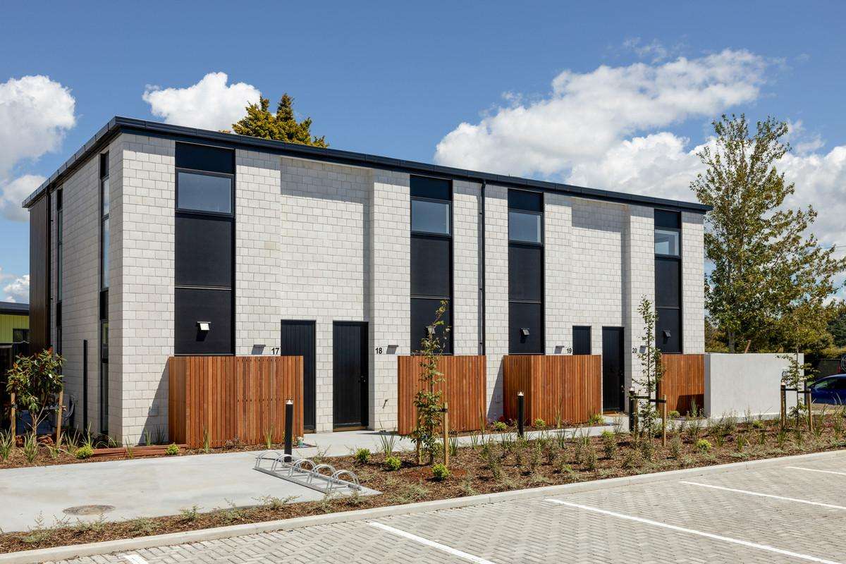11/1460 Cameron Road_0
