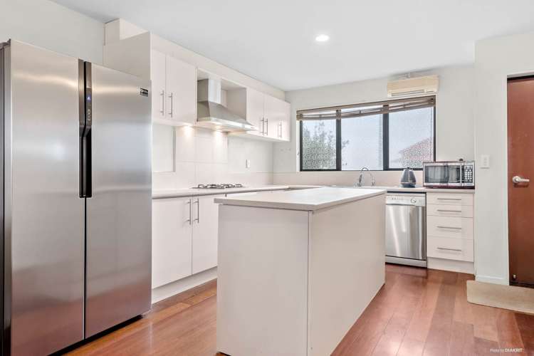 21 Masons Road Oteha_7