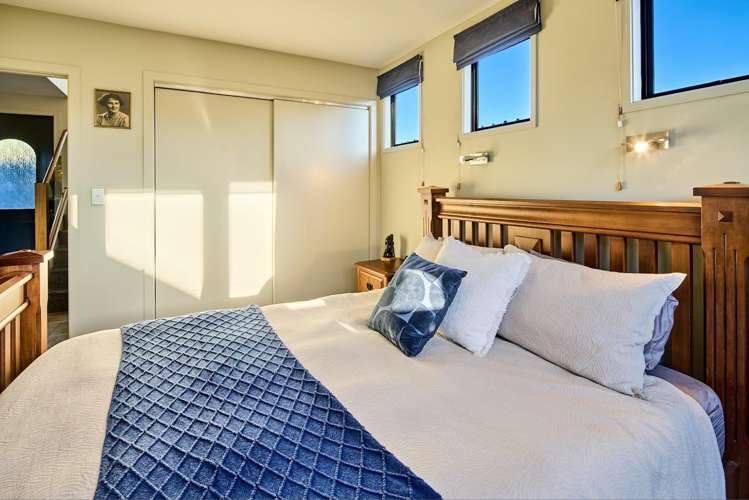 2 Toms Road Titahi Bay_11