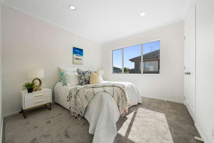 1 Pertosa Drive Flat Bush_17