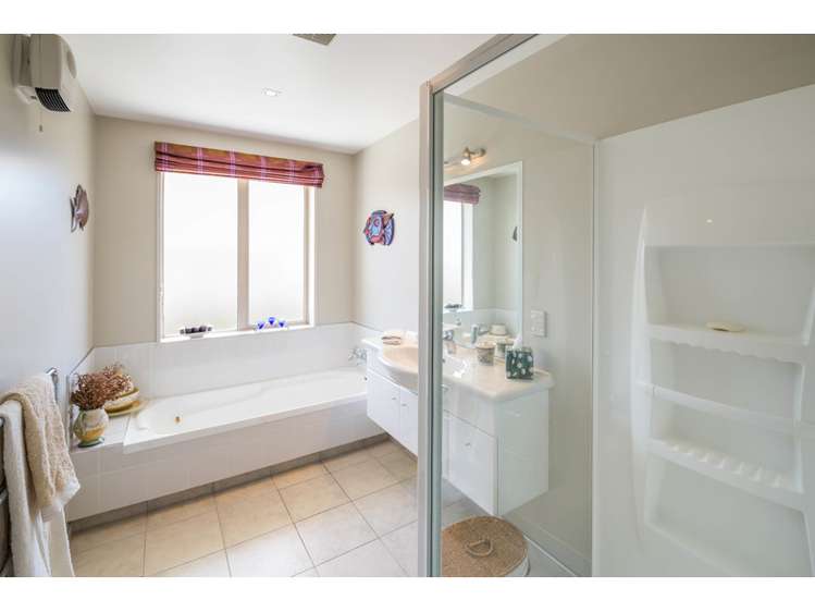 276 Southfield Drive Lincoln_12