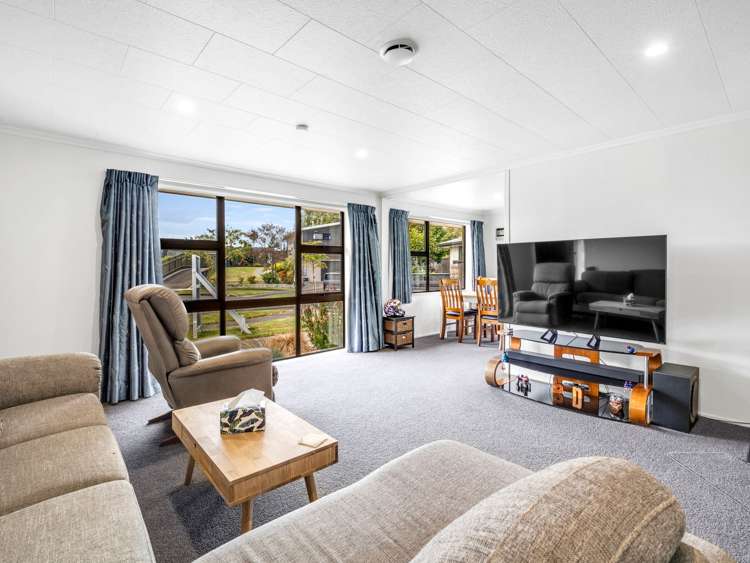 2 Florence Place Feilding_14