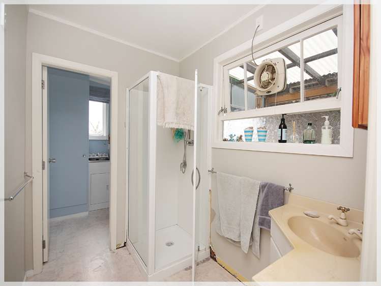 17 Andresen Street Foxton Beach_11