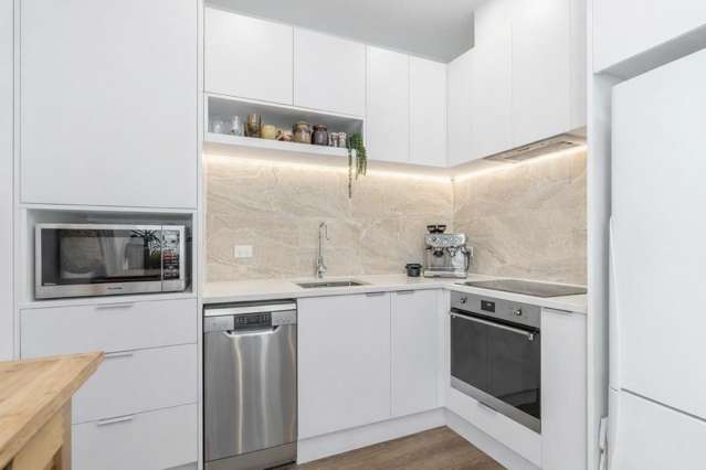 307/1817A Great North Road 10016_3