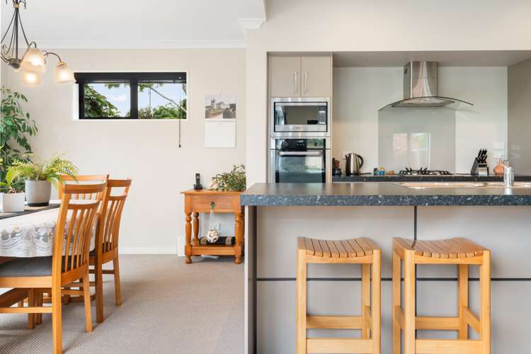 37 Brookwater Avenue Northwood_11