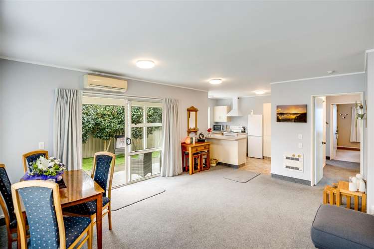 3/2 Anzac Avenue Onekawa_7