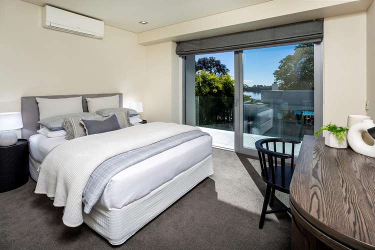 15 Lake View Road Takapuna_37