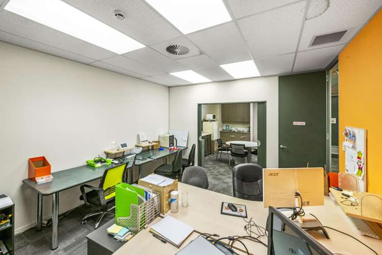 23/2 Bishop Dunn Place Botany Downs_11